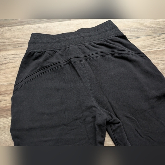 Lululemon Black Jogger Sweatpants CA 35801/ RN 106259/08 - Picture 7 of 9